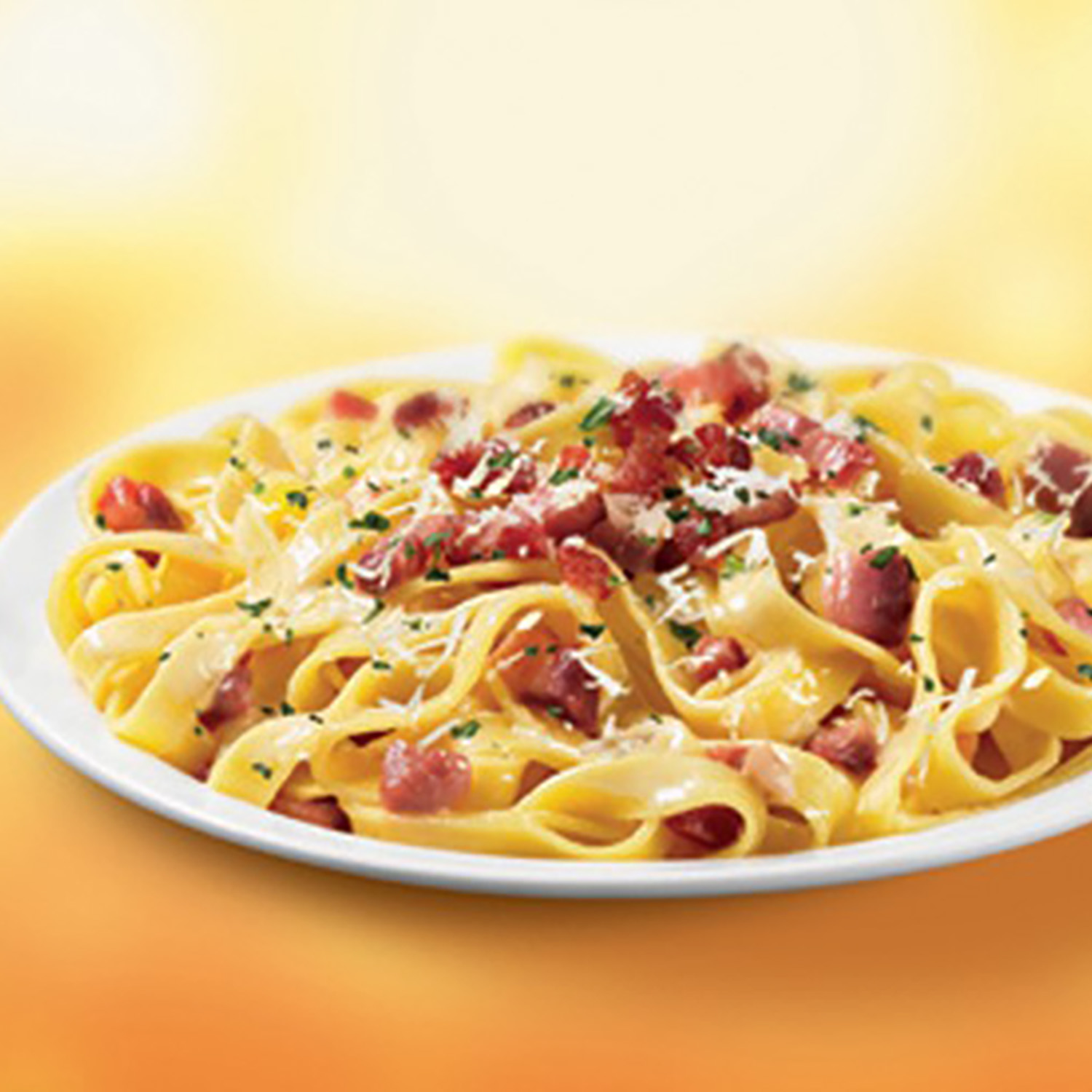 Spaghetti carbonara - se hvordan du laver en skøn fettuccine a la carbonara